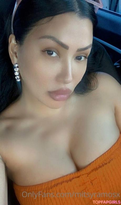 Mitsyramosx nude leaked OnlyFans photo #45