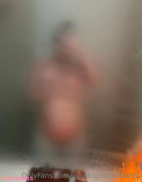 Yourbigtiddiedlamb nude leaked OnlyFans pic