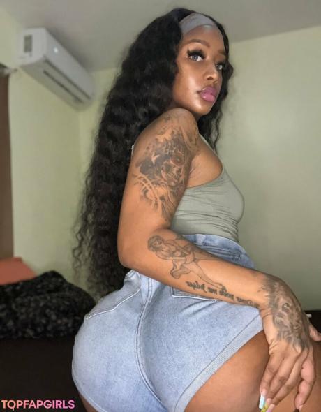 Cathiimedialuna nude leaked OnlyFans photo #140