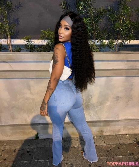 Cathiimedialuna nude leaked OnlyFans photo #15