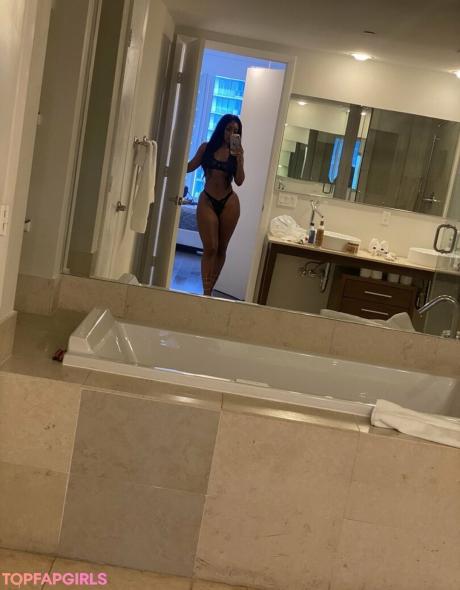 Cathiimedialuna nude leaked OnlyFans photo #164