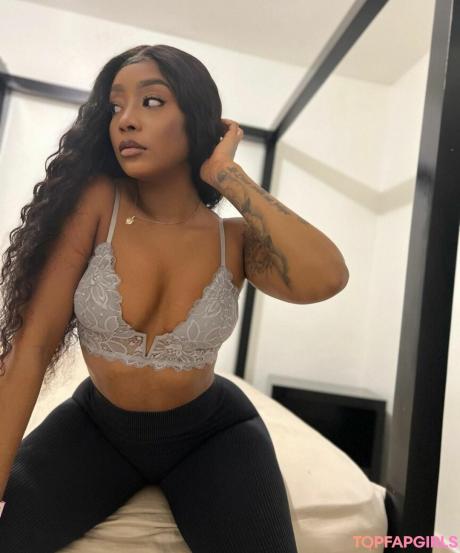 Cathiimedialuna nude leaked OnlyFans photo #27
