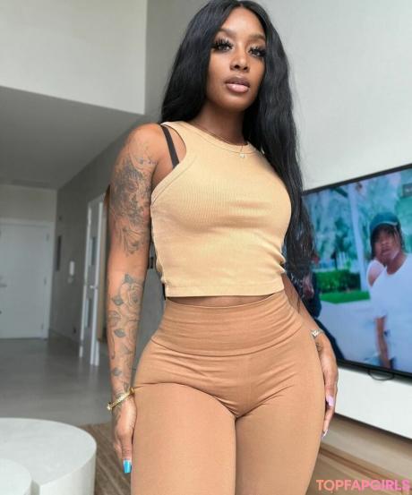 Cathiimedialuna nude leaked OnlyFans photo #72