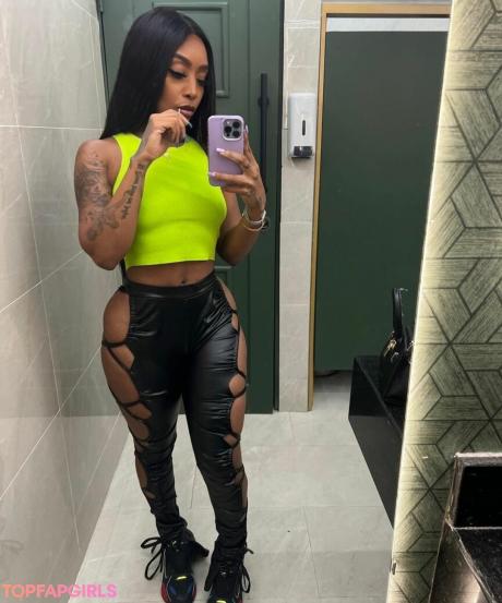 Cathiimedialuna nude leaked OnlyFans photo #76