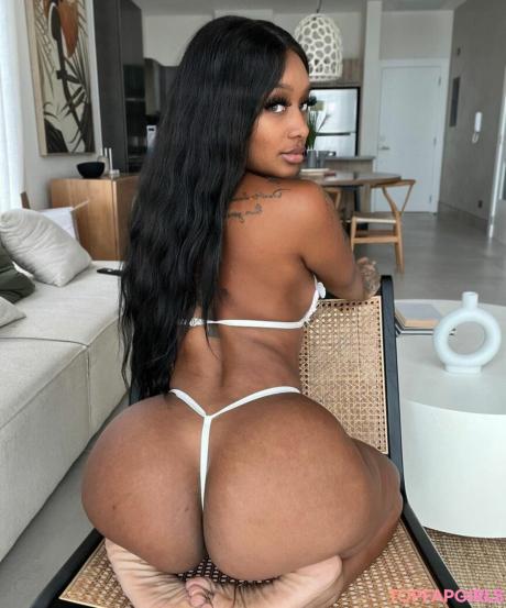 Cathiimedialuna nude leaked OnlyFans photo #83