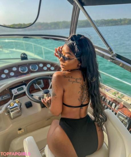 Cathiimedialuna nude leaked OnlyFans photo #86
