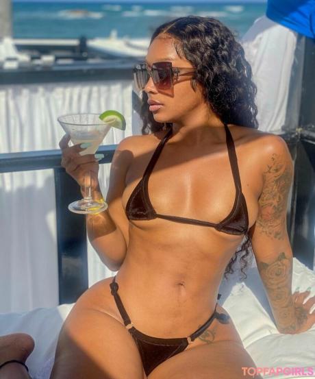 Cathiimedialuna nude leaked OnlyFans photo #9