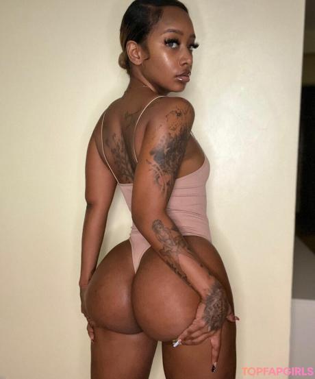 Cathiimedialuna nude leaked OnlyFans photo #97