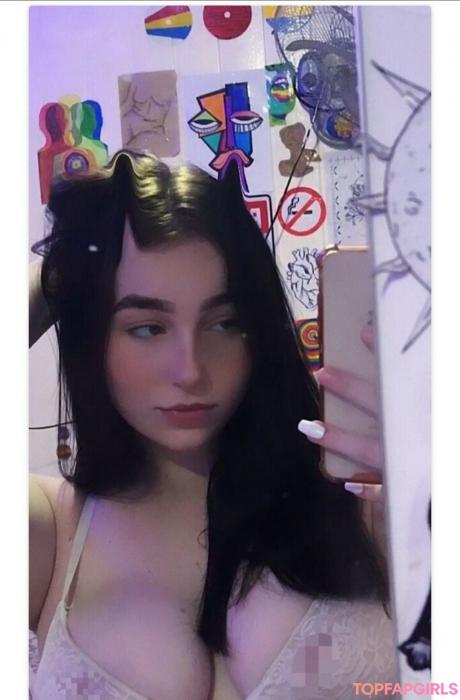 Rayana nude leaked OnlyFans photo #14