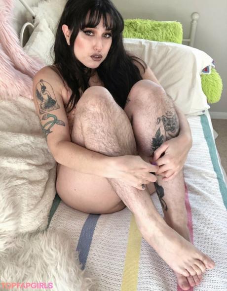 Bella nude leaked OnlyFans photo #9