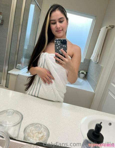 Minii_millie nude leaked OnlyFans photo #13