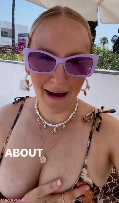 Helen nude leaked OnlyFans photo #12