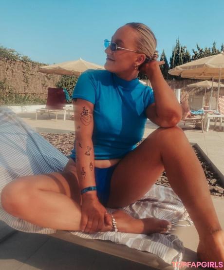 Helen nude leaked OnlyFans photo #23