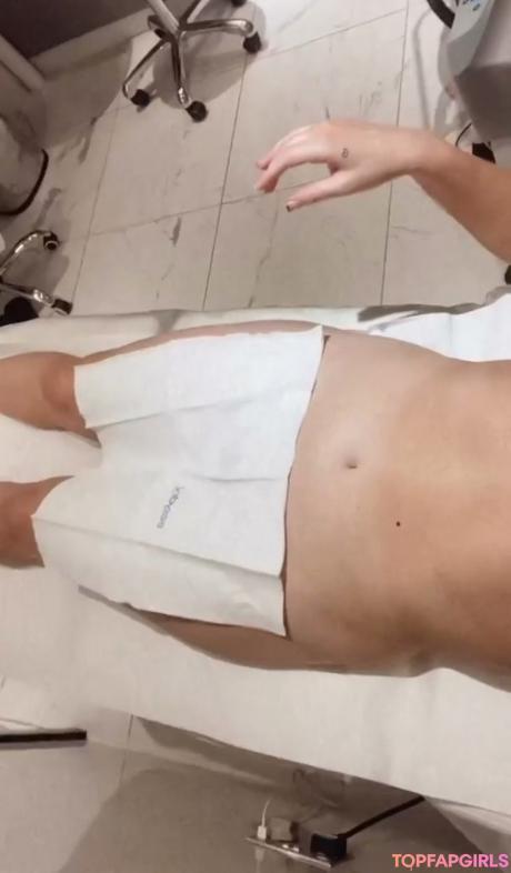 Helen nude leaked OnlyFans photo #3