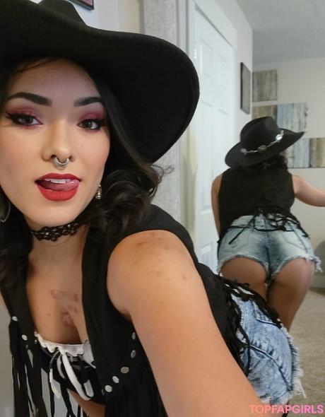 Joanie nude leaked OnlyFans photo #69