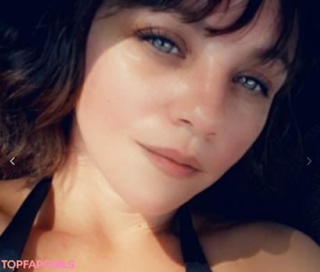 Pornstar nude leaked OnlyFans photo #29