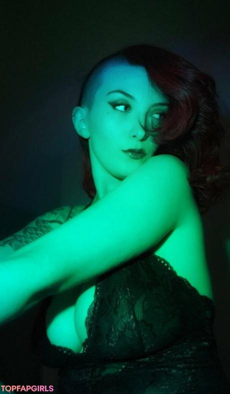 MajestyRedQueen nude leaked OnlyFans photo #10