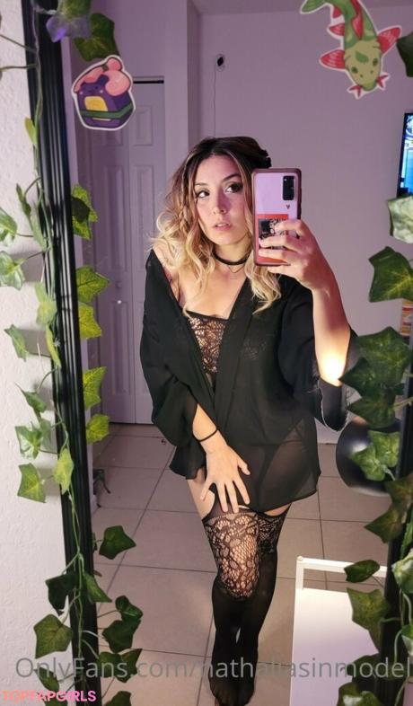 Konichiwanath nude leaked OnlyFans photo #17