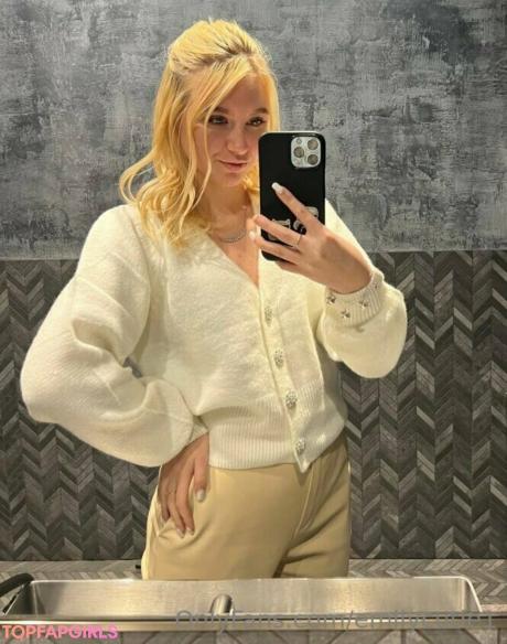 Emilycutie1 nude leaked OnlyFans photo #10