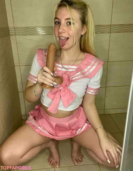 Emilycutie1 nude leaked OnlyFans photo #14
