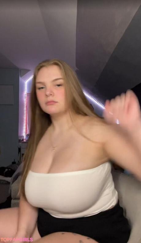 Emily nude leaked OnlyFans photo #6