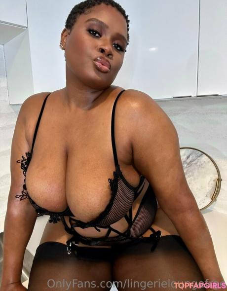 Lingerieloungefree nude leaked OnlyFans pic