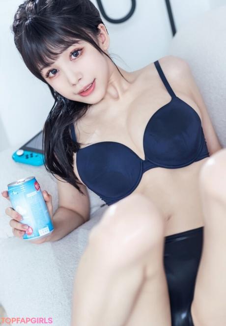 Shuimiaoaqua nude leaked OnlyFans photo #385