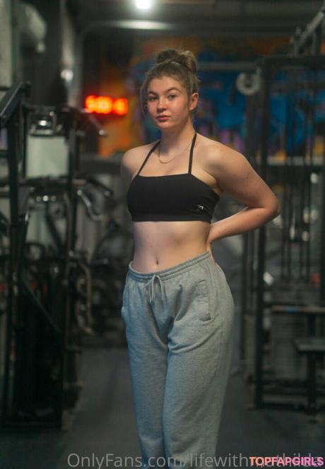 LifeWithMatilda nude leaked OnlyFans photo #21
