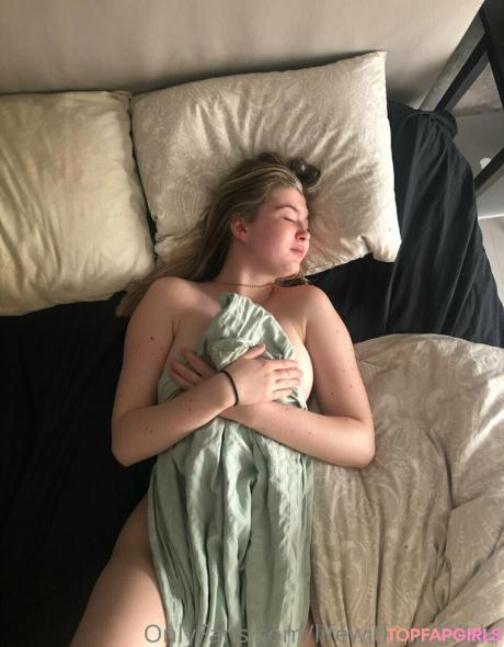 LifeWithMatilda nude leaked OnlyFans photo #30