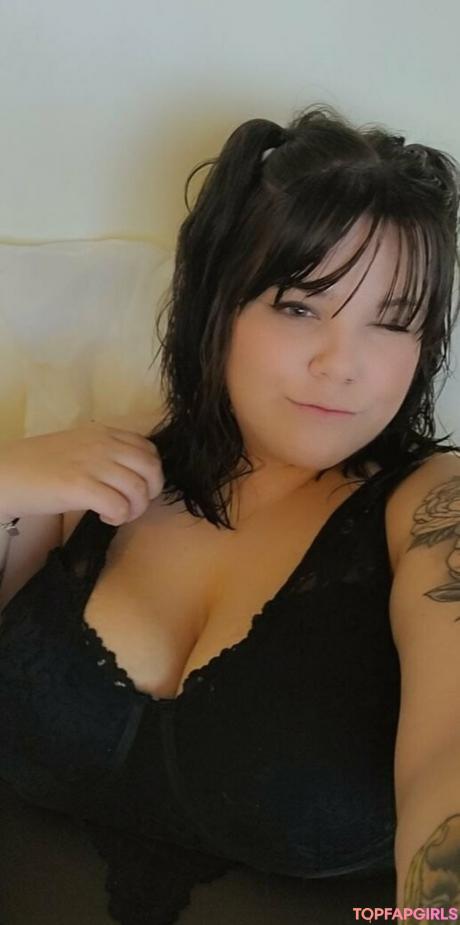 Octobermae nude leaked OnlyFans photo #12