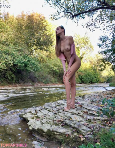 Elle nude leaked OnlyFans photo #17