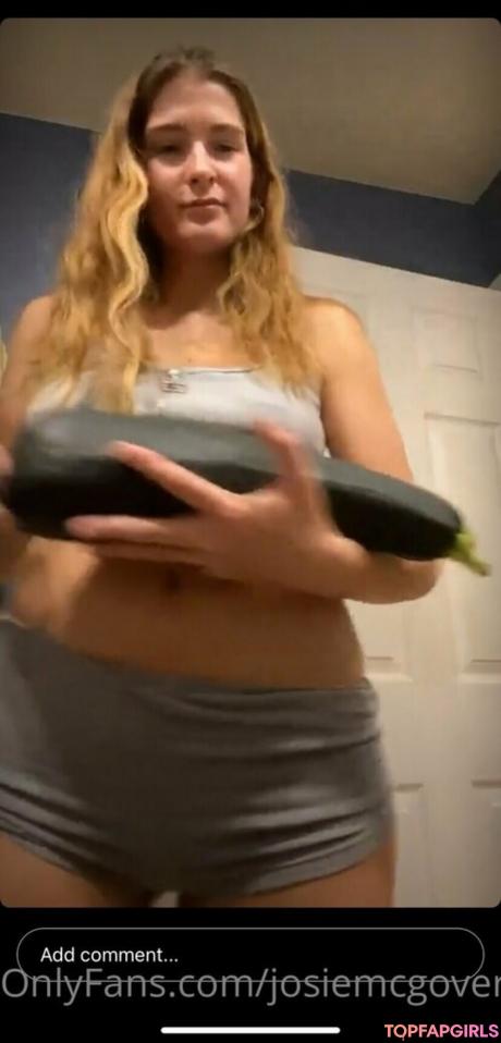 Josieplayfulfree nude leaked OnlyFans photo #38