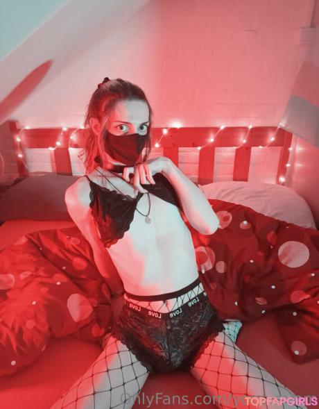 Yona.mlem nude leaked OnlyFans photo #3
