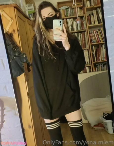 Yona.mlem nude leaked OnlyFans photo #33