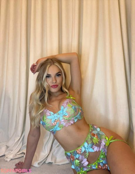 Pennylaney nude leaked OnlyFans photo #7