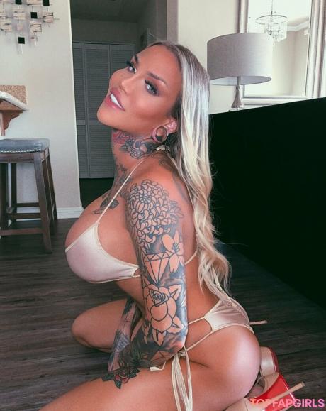 Tsnadialove nude leaked OnlyFans photo #20