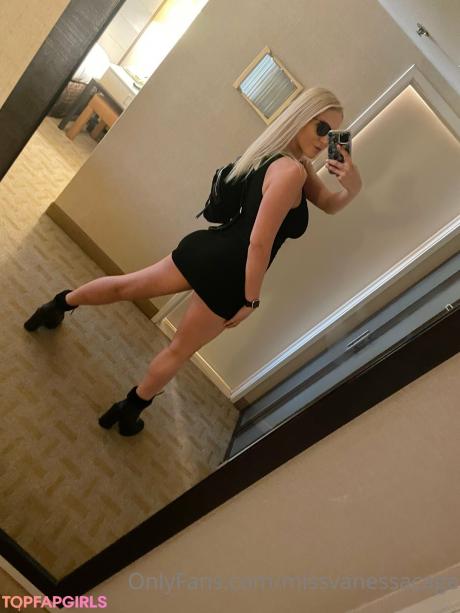 Vanessa nude leaked OnlyFans photo #69