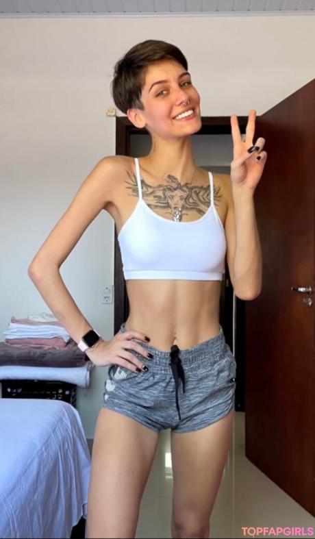 Livianmenegalii nude leaked OnlyFans photo #2