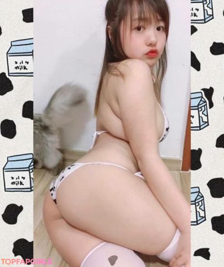 Emiliawyk nude leaked OnlyFans photo #16