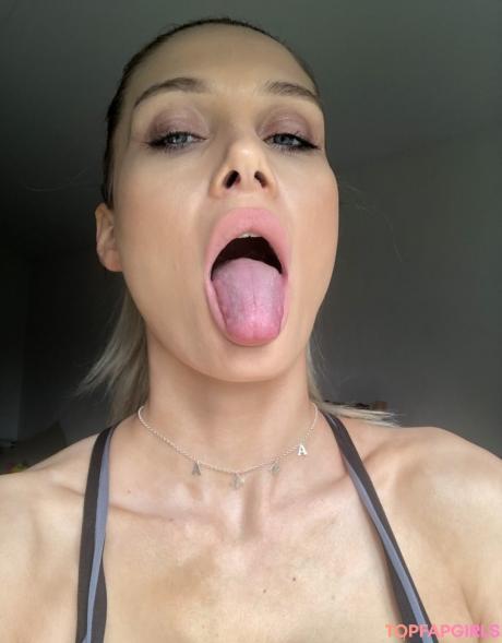 Anna nude leaked OnlyFans photo #44