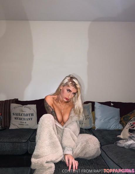 Amylicks nude leaked OnlyFans photo #5