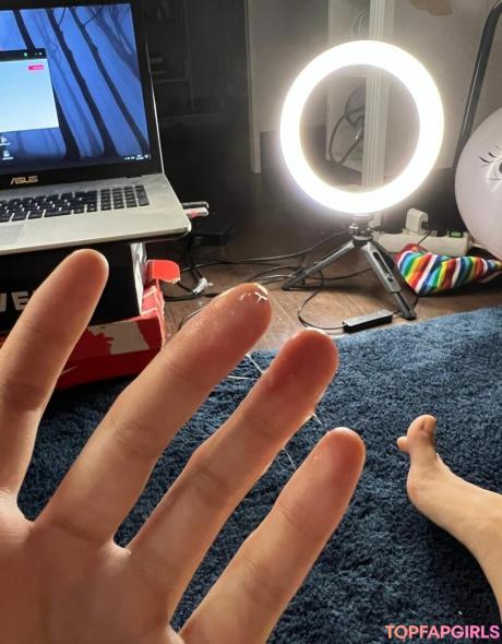 Littlewetgirl nude leaked OnlyFans photo #134