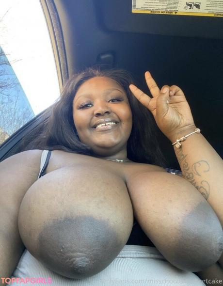 Misschocolateshortcake nude leaked OnlyFans photo #17