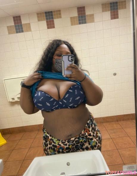 Misschocolateshortcake nude leaked OnlyFans photo #54