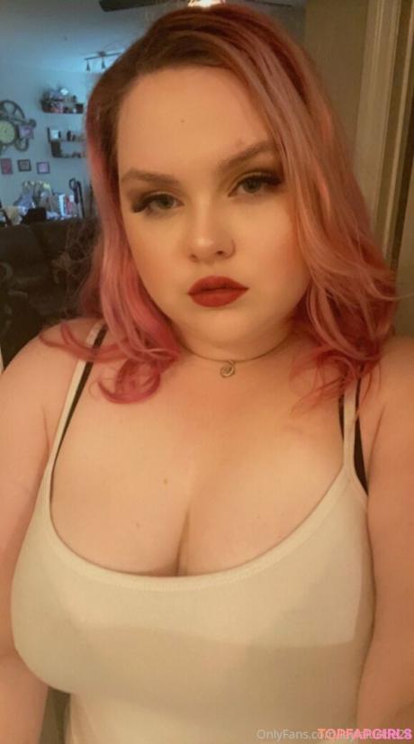 Laylaluckie24 nude leaked OnlyFans photo #3
