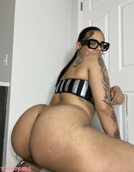 Safarii nude leaked OnlyFans photo #34