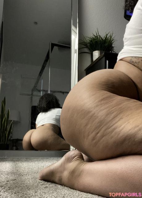 Safarii nude leaked OnlyFans photo #48