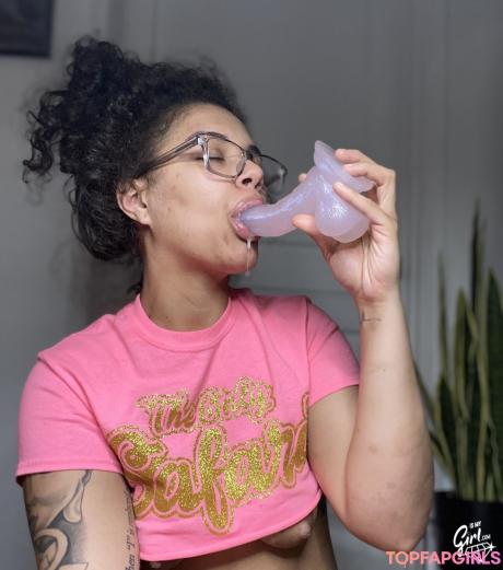 Safarii nude leaked OnlyFans photo #62