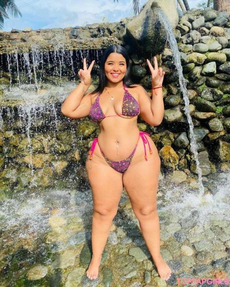 Angie nude leaked OnlyFans photo #18