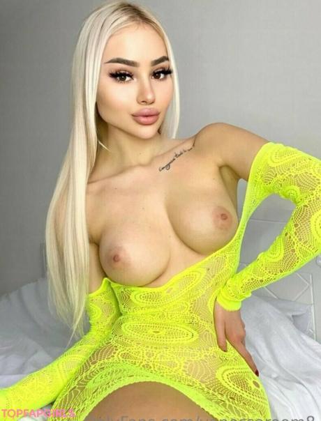 Vanessaroom8 nude leaked OnlyFans photo #477